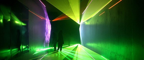 多媒体展馆声光电一体显示设备,360度全息投影社区禁毒宣传
